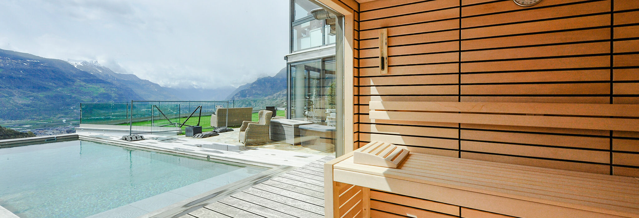 Ferienhaus mit Sauna - Panoramablick auf die Alpen