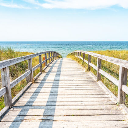 deutsche ostsee steg zum strand